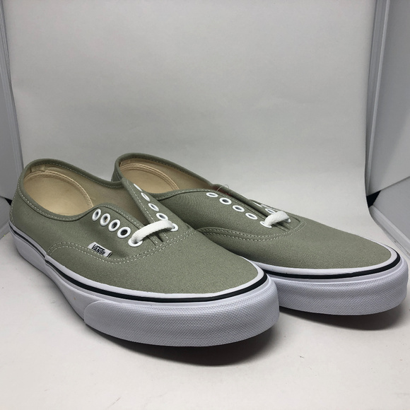 vans authentic off the wall